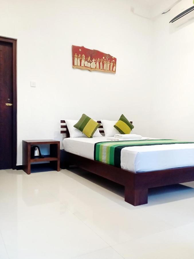 The Ritz Hikkaduwa Hotel Kültér fotó
